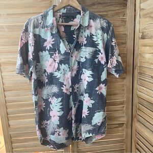 Akrux Floral Print Men's Shirt - Black and Pink Large